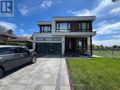 2206 UTLEY ROAD Mississauga Ontario, L5J 1X1