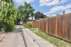1635 ELSMERE AVENUE | Windsor Ontario | Slide Image Forty-eight