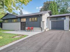 158 PARK AVENUE Newmarket Ontario, L3Y 1V1