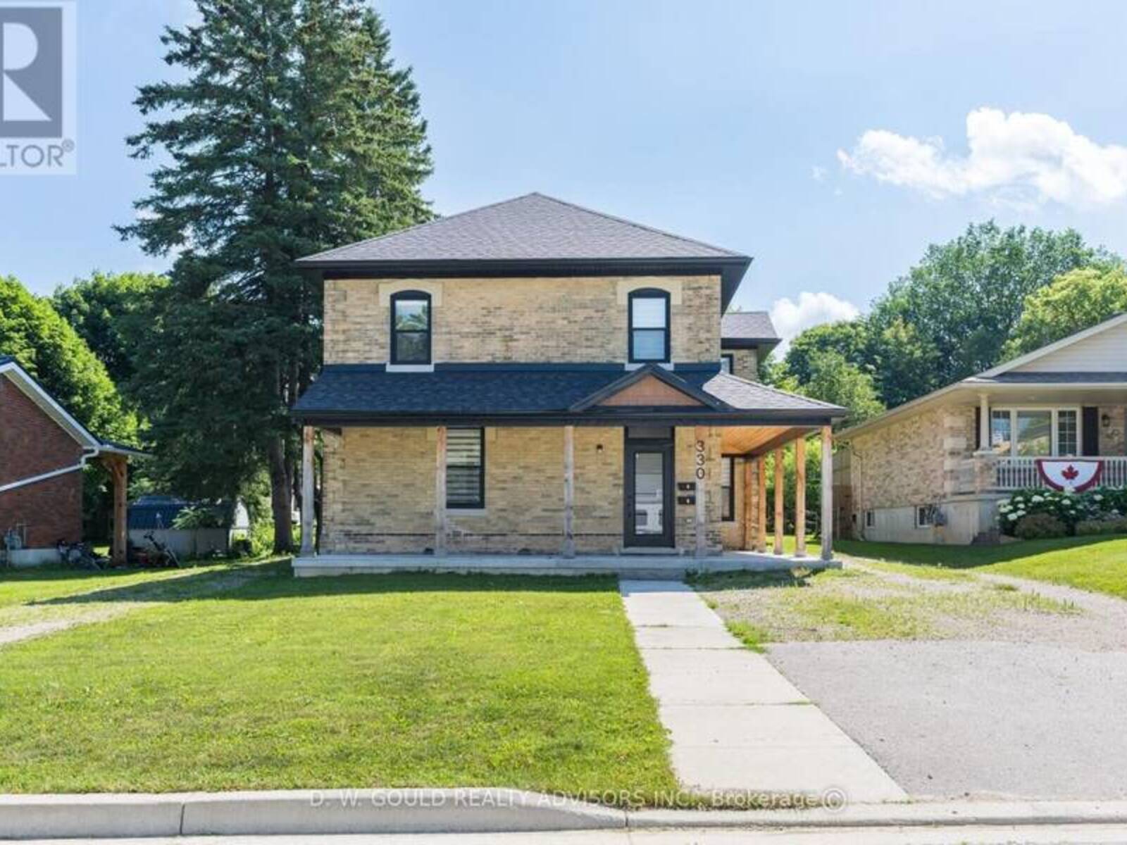 330 WILLIAM STREET, Mount Forest, Ontario N0G 2L3