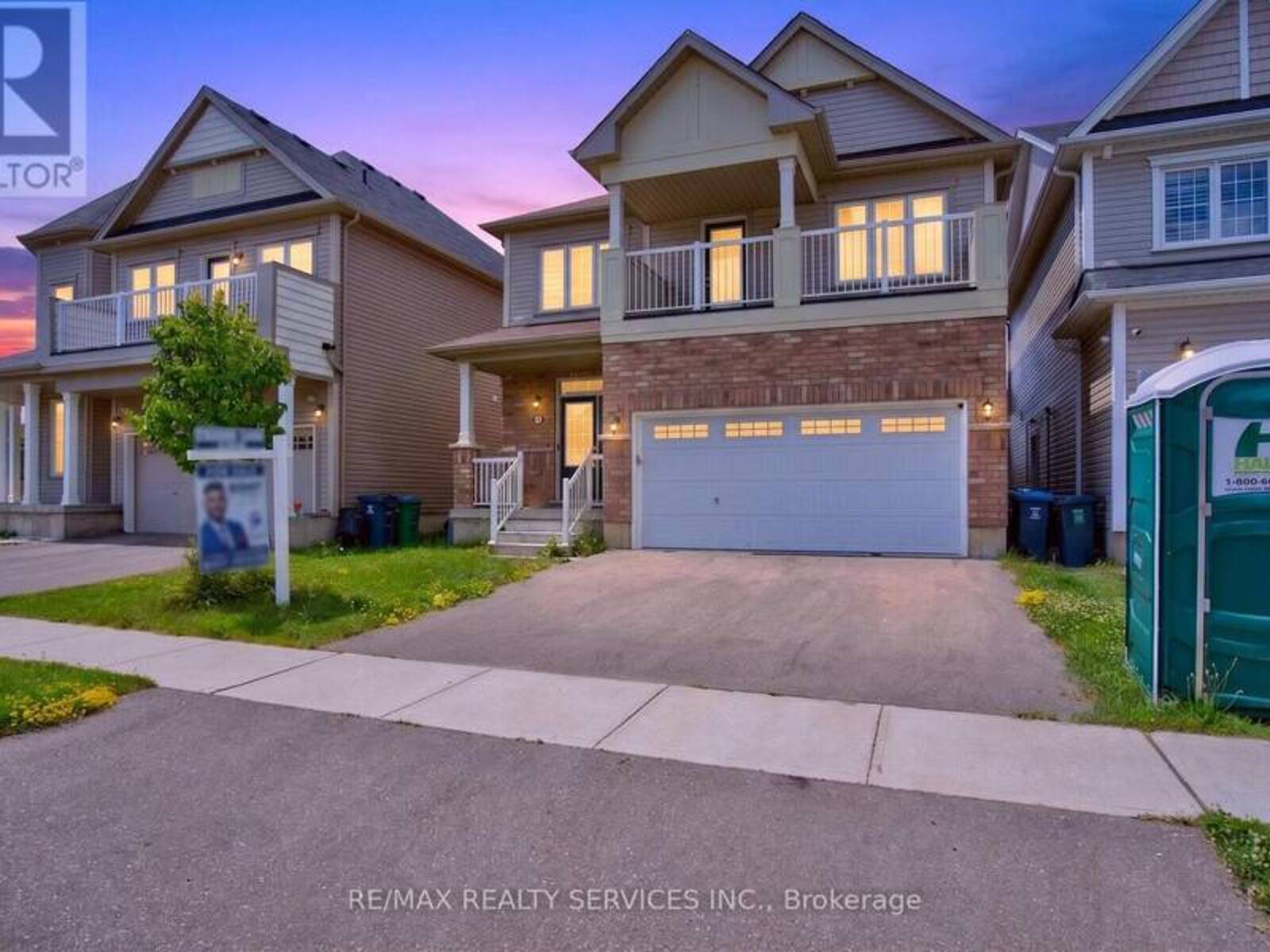 8 MUNRO CIRCLE, Brantford, Ontario N3T 0R2