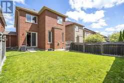 129 LEWIS HONEY DRIVE | Aurora Ontario | Slide Image Twenty-one