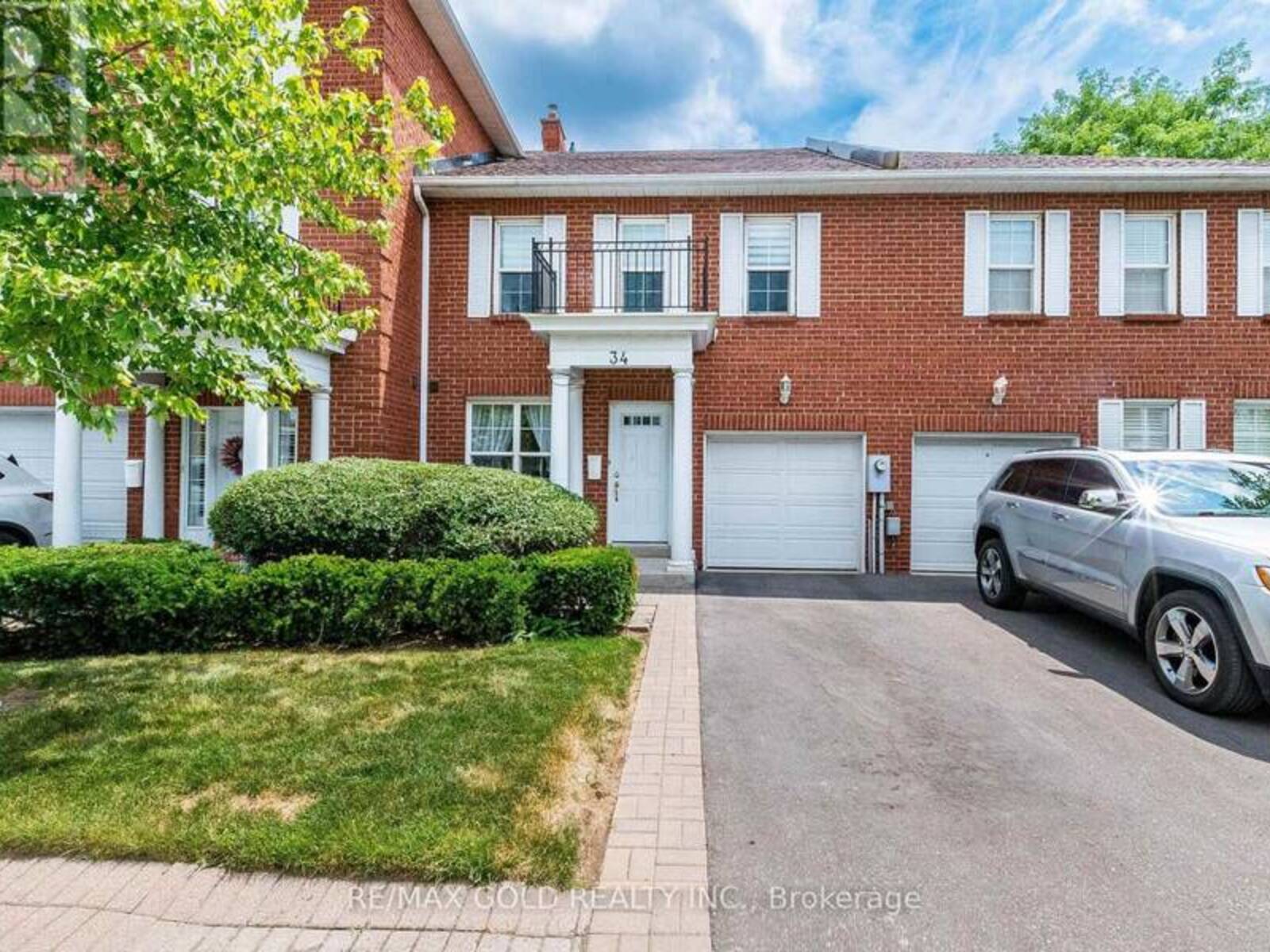 34 - 34 STORNWOOD COURT, Brampton, Ontario L6W 4H8