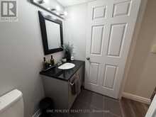 607 - 3 ELLESMERE STREET | Richmond Hill Ontario | Slide Image Six