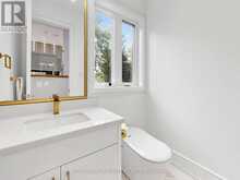 160 MANSE ROAD N | Toronto Ontario | Slide Image Fifteen