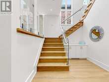 160 MANSE ROAD N | Toronto Ontario | Slide Image Eighteen