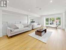 160 MANSE ROAD N | Toronto Ontario | Slide Image Nineteen