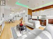 160 MANSE ROAD N | Toronto Ontario | Slide Image Four