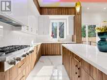160 MANSE ROAD N | Toronto Ontario | Slide Image Nine
