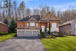 130 DORCHESTER DRIVE | Grimsby Ontario | Slide Image One
