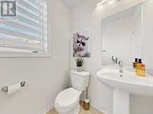 65 ALLURE STREET | Newmarket Ontario | Slide Image Thirteen