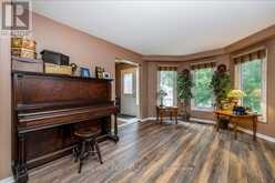194 LIVINGSTONE STREET W | Barrie Ontario | Slide Image Thirteen