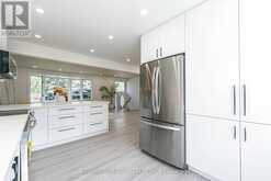 206 RICHARD AVENUE | Newmarket Ontario | Slide Image Seventeen