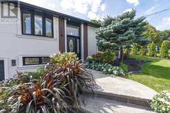 206 RICHARD AVENUE | Newmarket Ontario | Slide Image Seven
