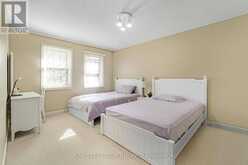 1305 MONKS PASSAGE | Oakville Ontario | Slide Image Thirty-five