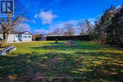 355 RIDGE ROAD W | Grimsby Ontario | Slide Image Eight