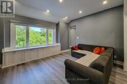 355 RIDGE ROAD W | Grimsby Ontario | Slide Image Fifteen