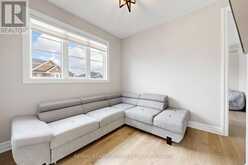476 KENNEDY CIRCLE W | Milton Ontario | Slide Image Twenty