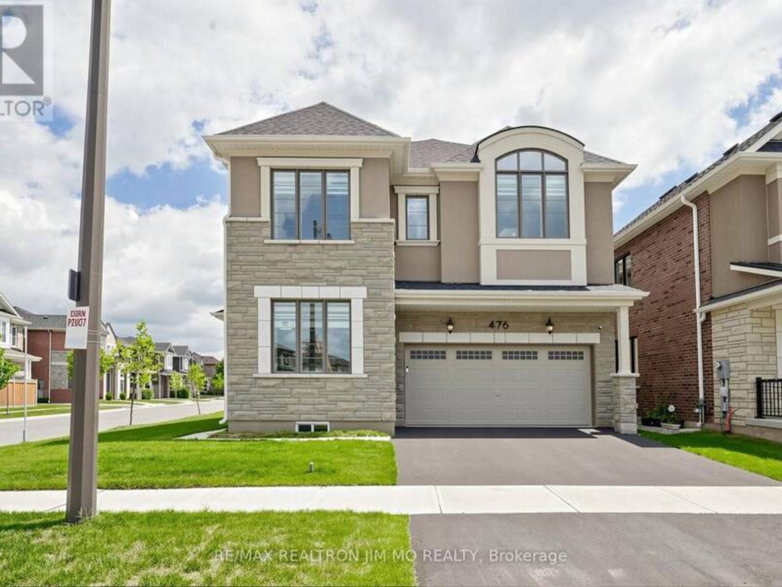 476 KENNEDY CIRCLE W, Milton, Ontario L9E 2C4
