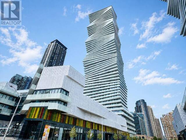 323 - 3900 CONFEDERATION PARKWAY Mississauga Ontario, L5B 0M3 - 1 Bedroom Condo For Sale