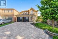 4 SUNNYBROOK CRESCENT | Brampton Ontario | Slide Image Three