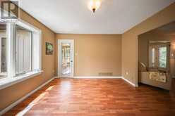 8 NOMAD COURT | Grimsby Ontario | Slide Image Nine
