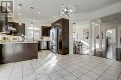 619 FERNBANK ROAD | Newmarket Ontario | Slide Image Nineteen