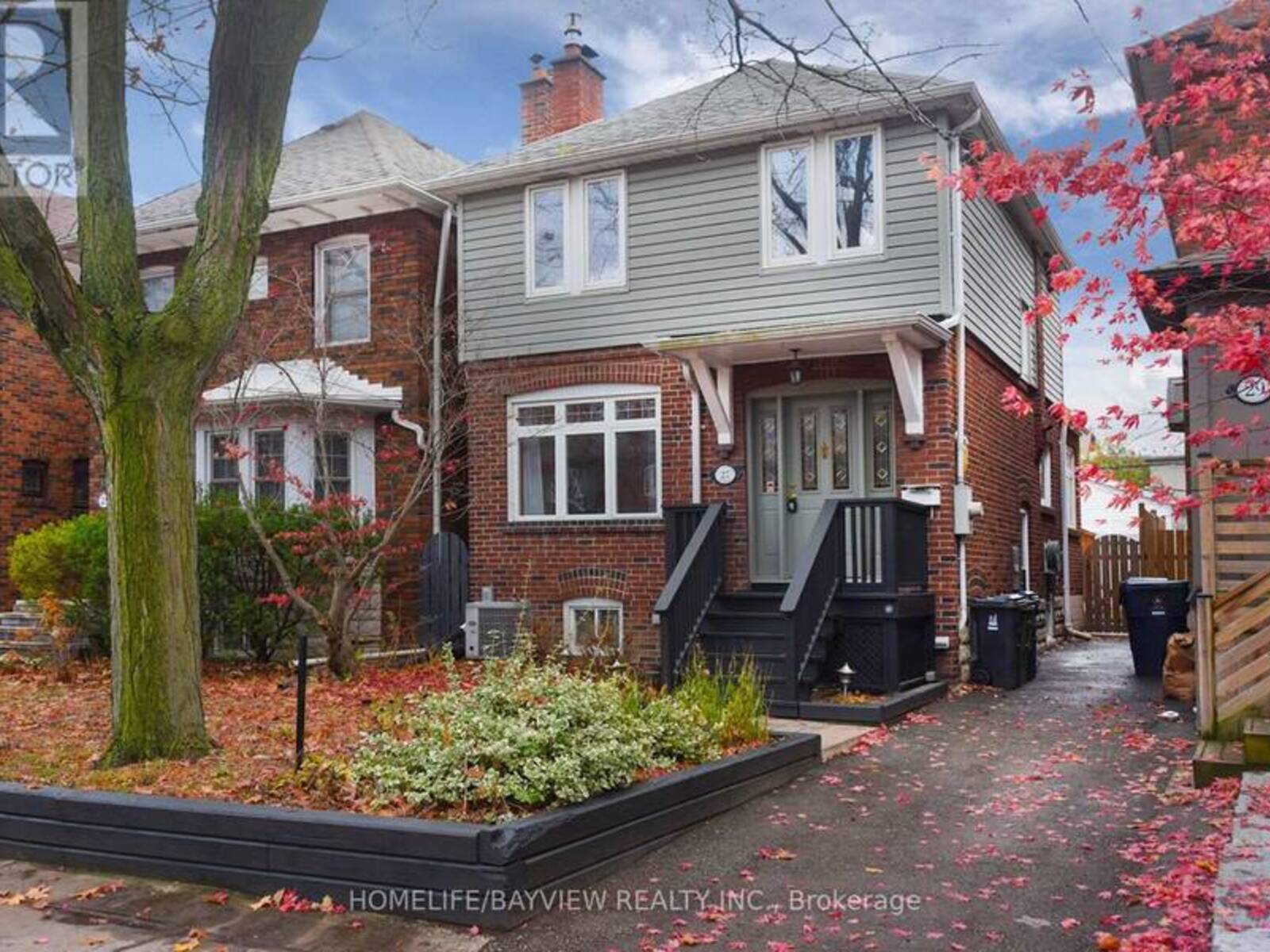 27 CRANBROOKE AVENUE, Toronto, Ontario M5M 1M3