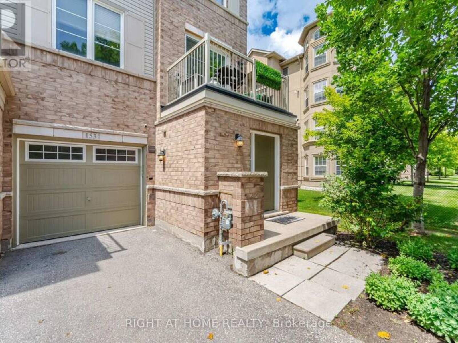 153 - 165 HAMPSHIRE WAY, Milton, Ontario L9T 8M7