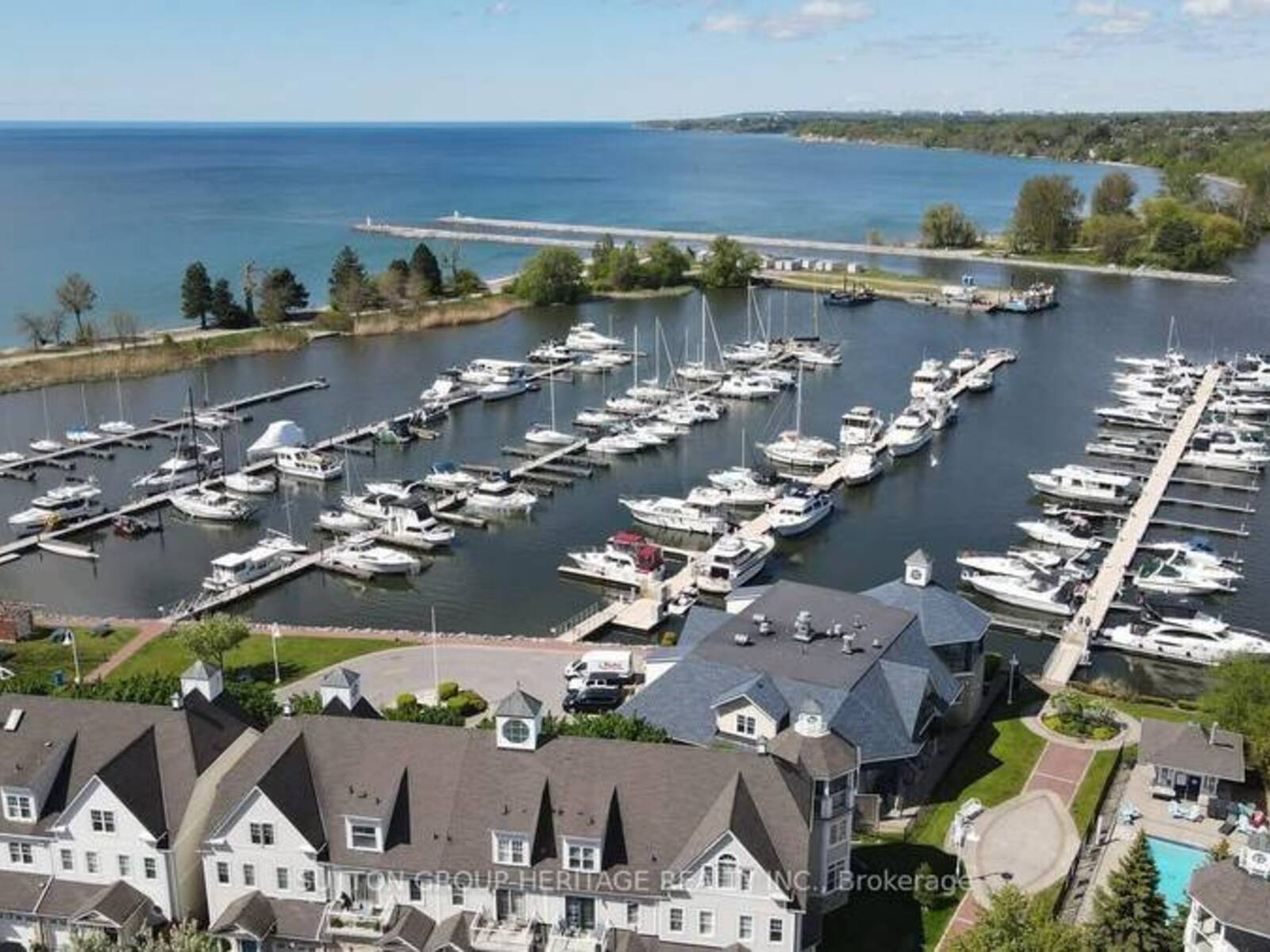 32 - 1295 WHARF STREET, Pickering, Ontario L1W 1A2