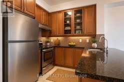310 - 151 UPPER DUKE CRESCENT | Markham Ontario | Slide Image Nine
