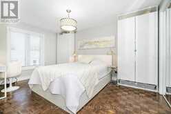 56 PENWICK CRESCENT | Richmond Hill Ontario | Slide Image Seventeen