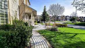75 BOXWOOD CRESCENT | Markham Ontario | Slide Image Five