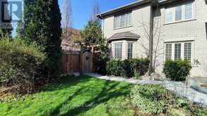 75 BOXWOOD CRESCENT | Markham Ontario | Slide Image Six