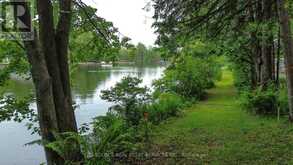 UNIT 5 - 1218 MILFORD BAY ROAD | Muskoka Lakes Ontario | Slide Image Ten