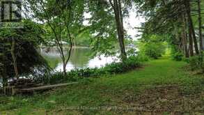 UNIT 5 - 1218 MILFORD BAY ROAD | Muskoka Lakes Ontario | Slide Image Nine