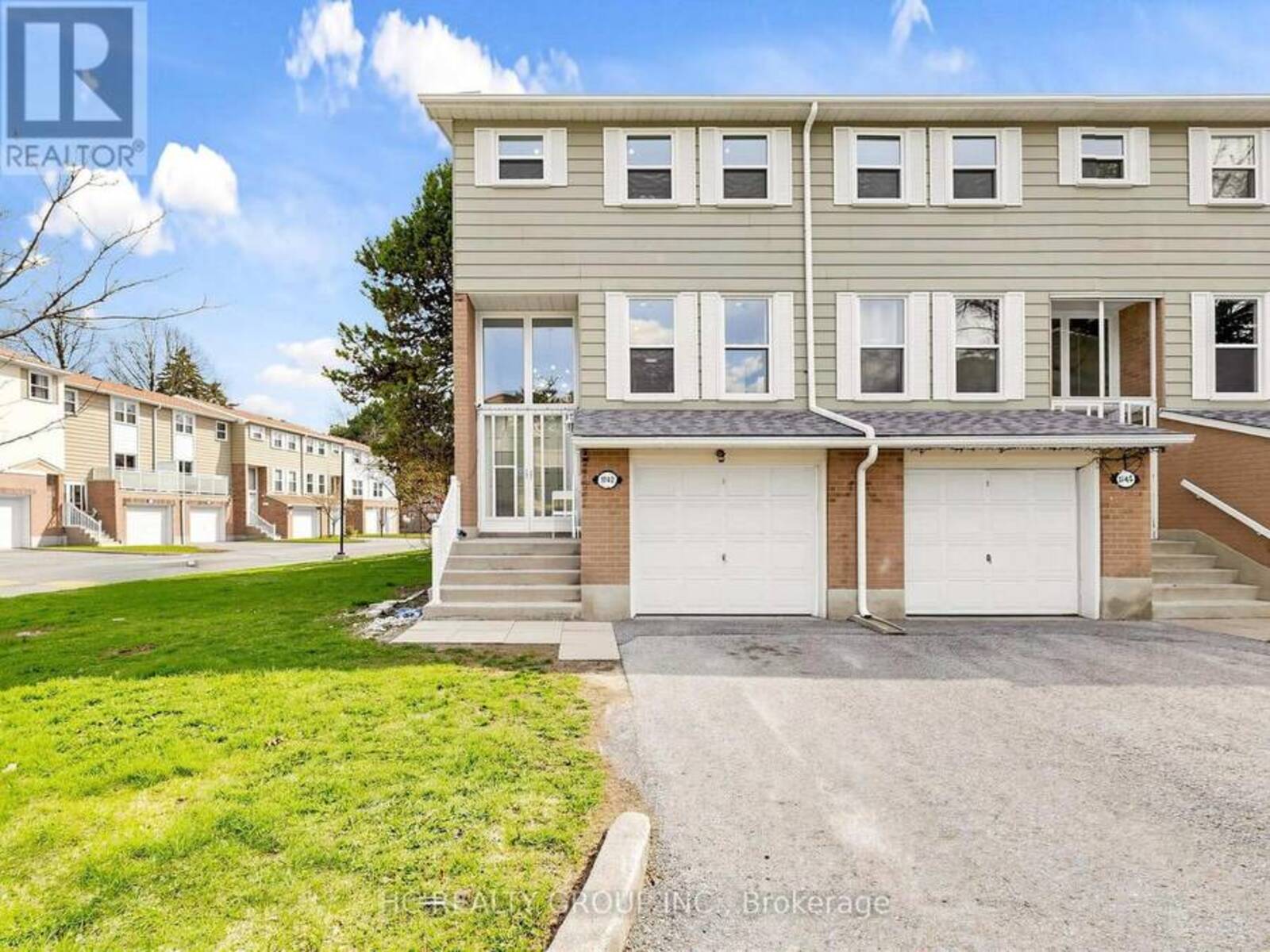 36 - 1742 JOHN STREET, Markham, Ontario L3T 1Y9