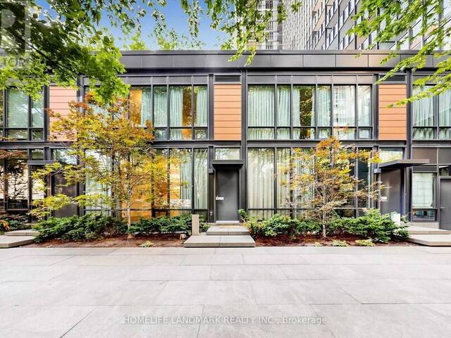 TH03 - 110 CHARLES STREET E Toronto Ontario, M4Y 1T5 - 3 Bedrooms Condo For Sale