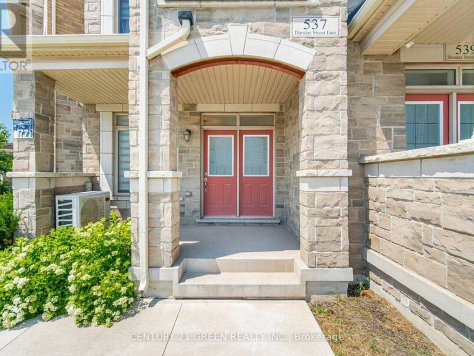537 DUNDAS STREET E, Oakville, Ontario L6H 3P6