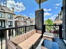 300 KING ROAD | Richmond Hill Ontario | Slide Image Fifteen