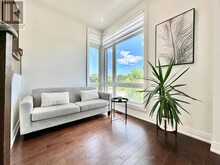 300 KING ROAD | Richmond Hill Ontario | Slide Image Eighteen