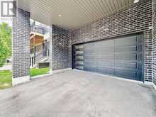 300 KING ROAD | Richmond Hill Ontario | Slide Image Forty-six