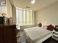 2906 - 4090 LIVING ARTS DRIVE | Mississauga Ontario | Slide Image Ten