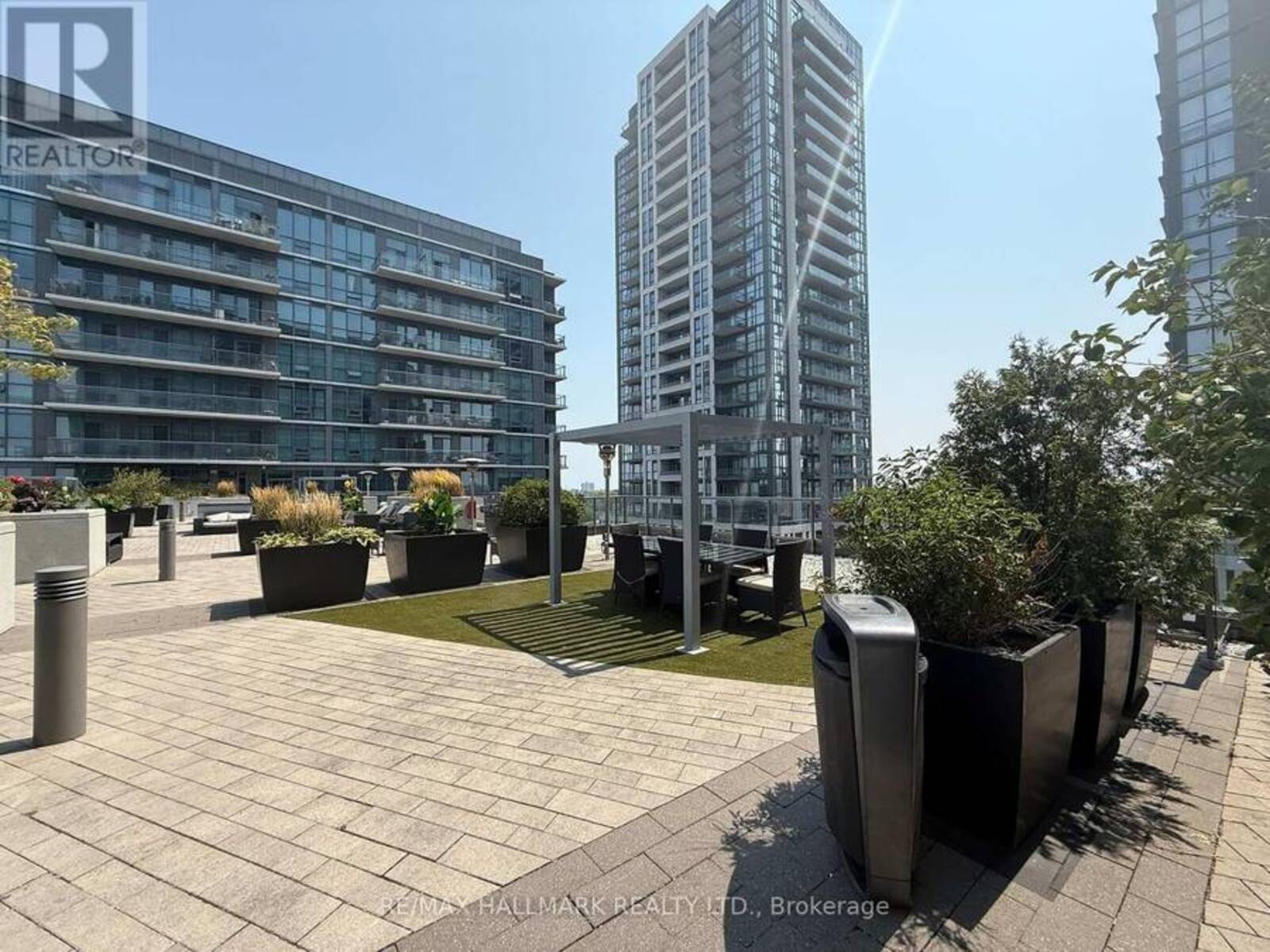 1211 - 1185 THE QUEENSWAY STREET, Toronto, Ontario M8Z 0C6