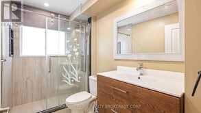 36 - 250 BRIDLETOWNE CIRCLE | Toronto Ontario | Slide Image Fifteen