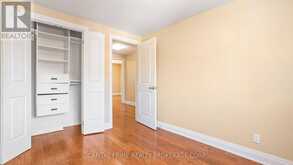 36 - 250 BRIDLETOWNE CIRCLE | Toronto Ontario | Slide Image Sixteen
