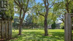36 - 250 BRIDLETOWNE CIRCLE | Toronto Ontario | Slide Image Thirty-three