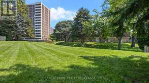36 - 250 BRIDLETOWNE CIRCLE | Toronto Ontario | Slide Image Thirty-four