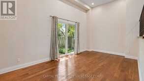 36 - 250 BRIDLETOWNE CIRCLE | Toronto Ontario | Slide Image Eight