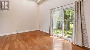 36 - 250 BRIDLETOWNE CIRCLE | Toronto Ontario | Slide Image Nine